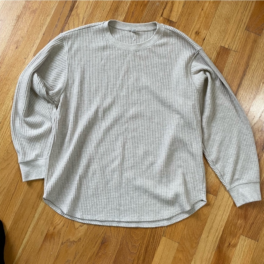 Uniqlo oatmeal Heather thermal loose fit Top M